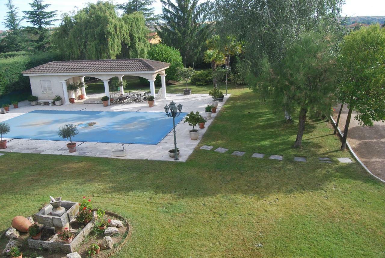 El Campillo Villa Pelabravo Eksteriør billede